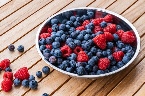 Flavonoid-Rich Diet Could Slash Dementia Risk by 28%, New Study Reveals